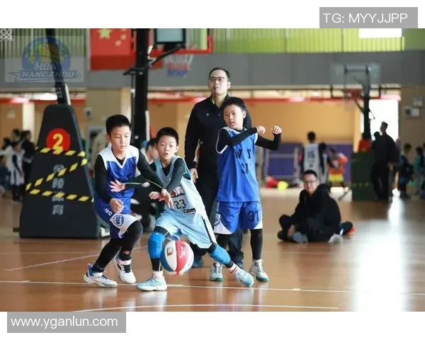 杭州篮球队荣登篮球团队协作排行榜第九名展现出色团队精神与默契配合