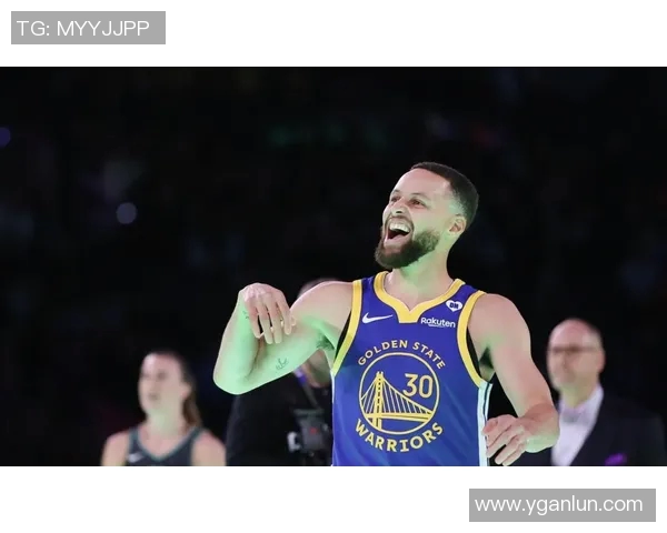 库里在对阵猛龙的比赛中狂砍47分展现绝佳状态引发热议