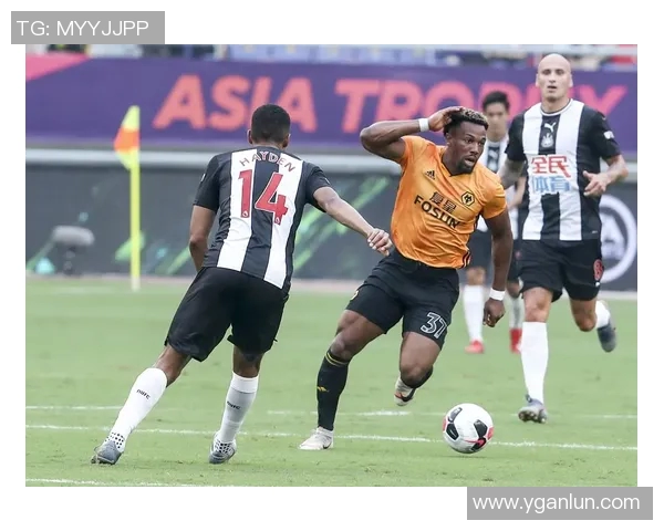 纽卡斯尔联队与狼队的激烈对决展现英超联赛的精彩与魅力